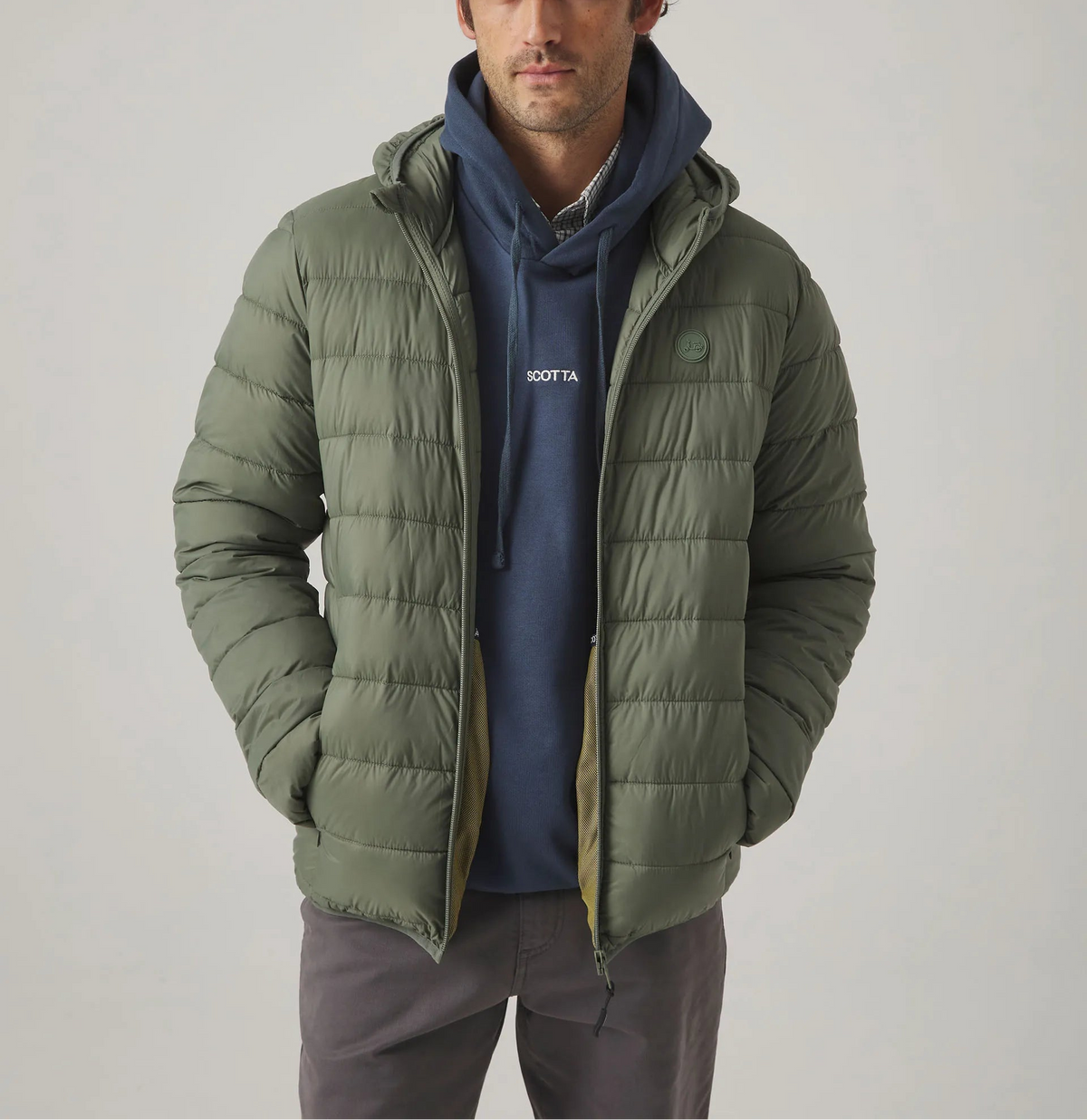 Chaqueta Hood Acolchado Khaki | SCOTTA