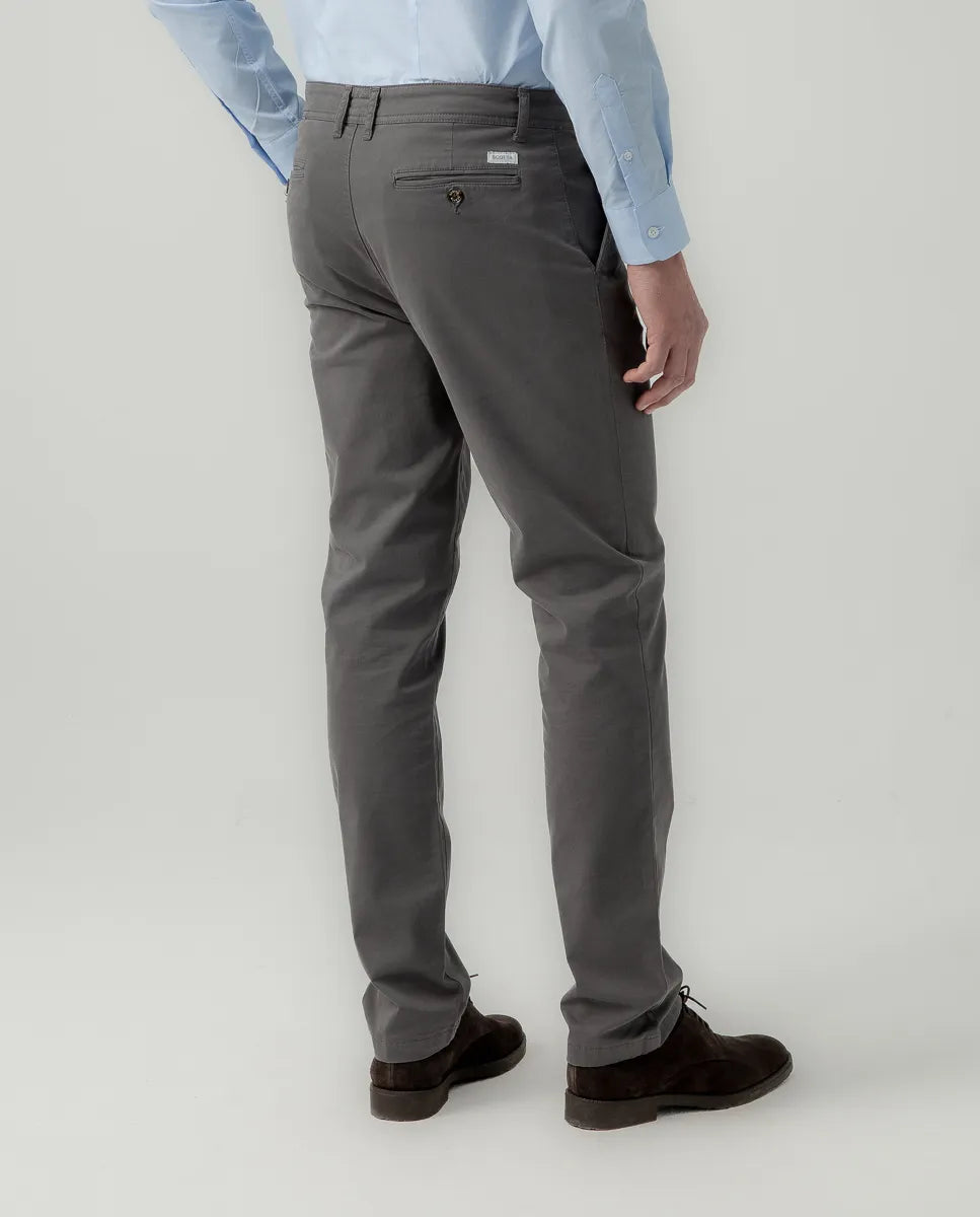Pantalón Steve Chino Regular Gris | SCOTTA