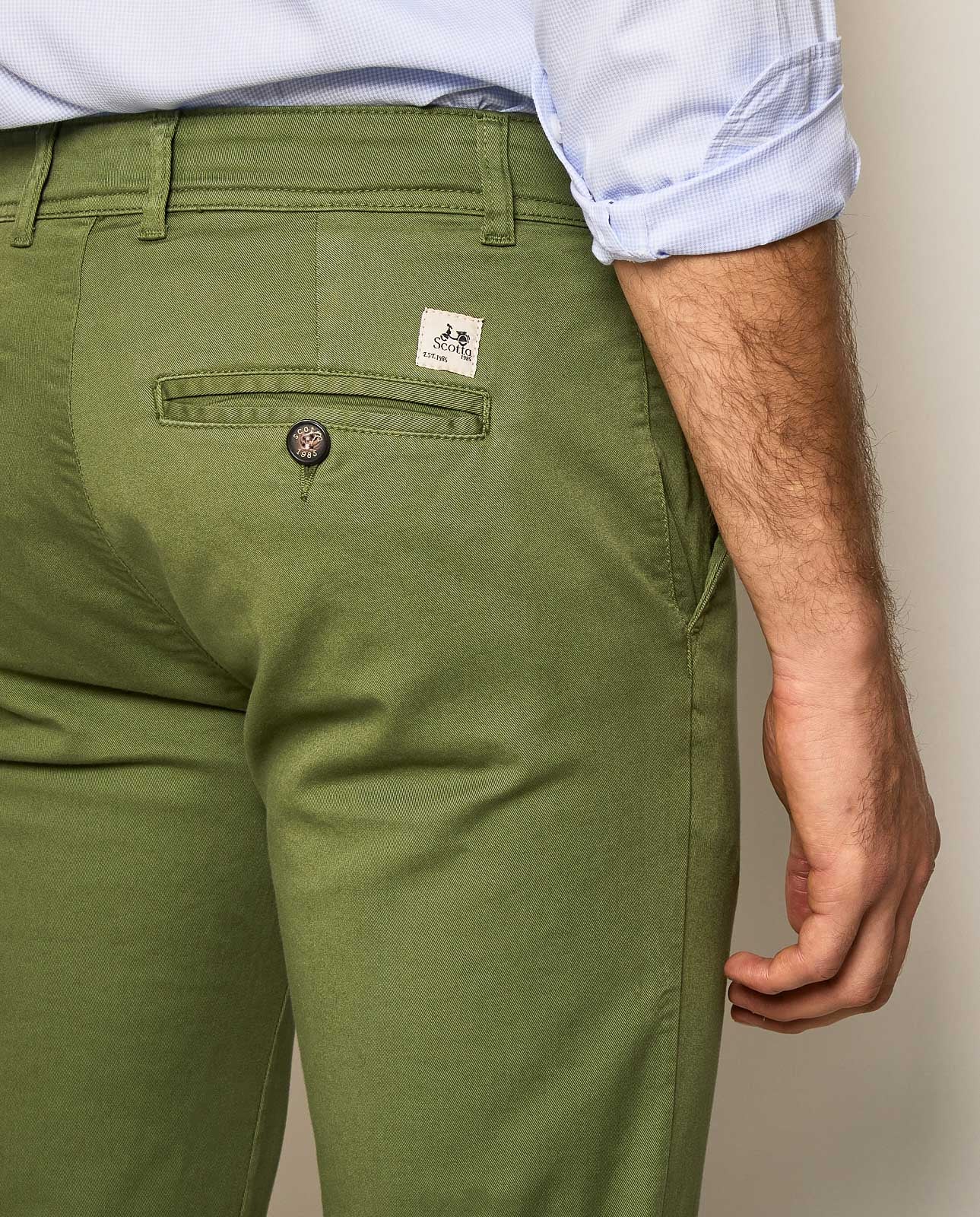 Pantalón chino slim fit garment dyed | SCOTTA